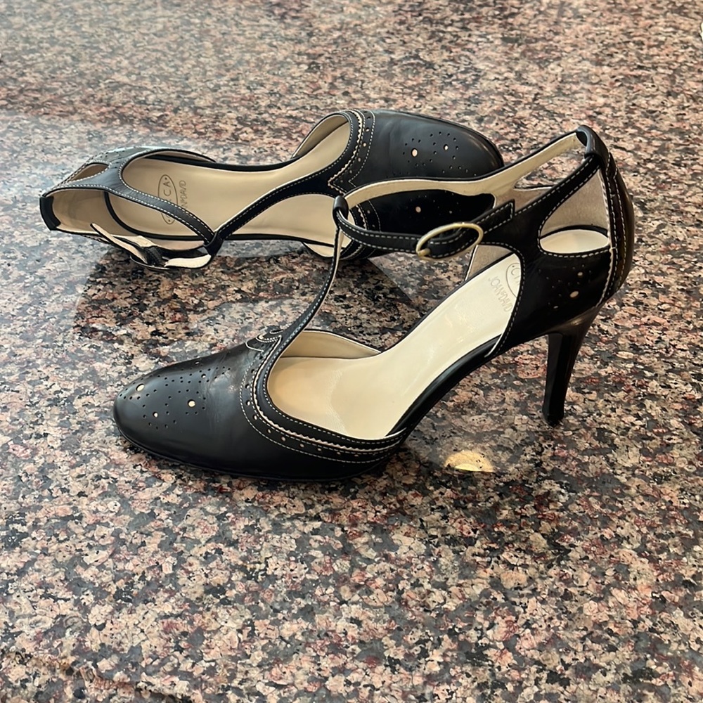 Joan and David CJ Domani wingtip T strap heel in dark chocolate brown - Picture 2 of 9